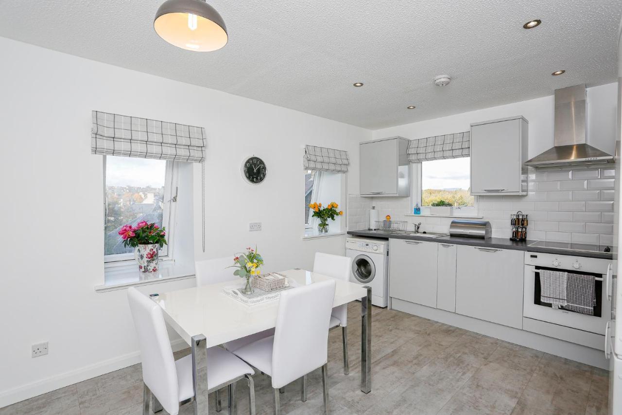 6 Beech Court Apartment Данблейн Екстериор снимка