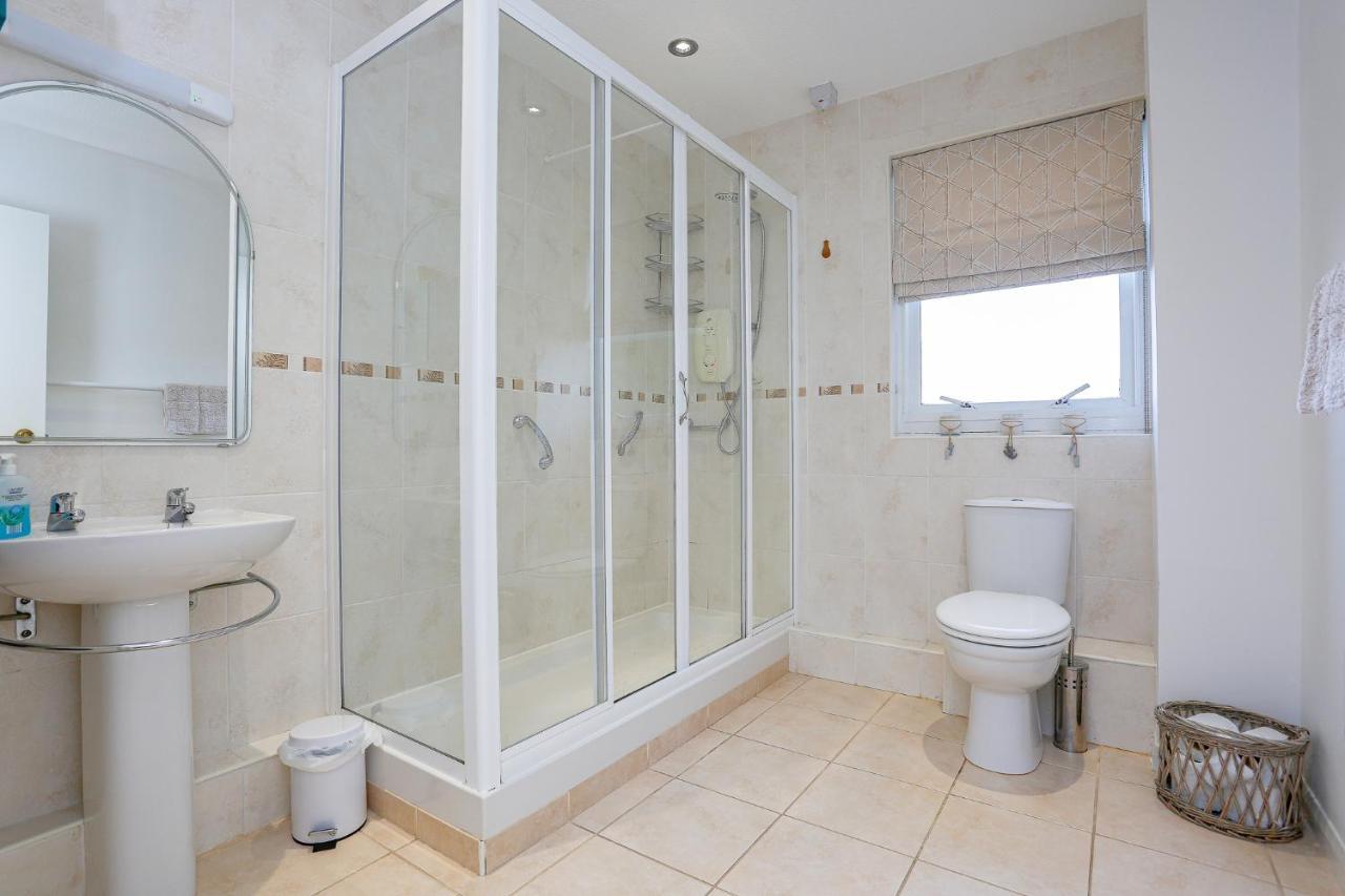6 Beech Court Apartment Данблейн Екстериор снимка
