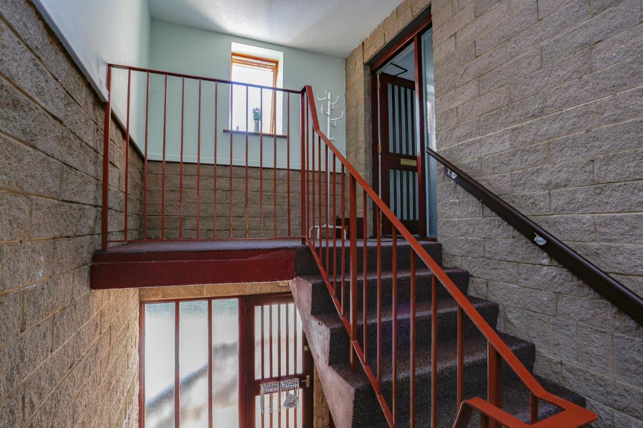 6 Beech Court Apartment Данблейн Екстериор снимка